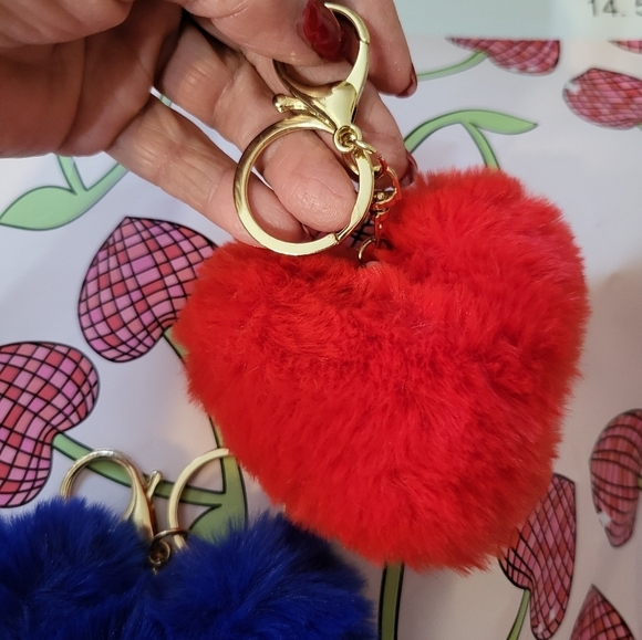 3 Heart Fluffy PomPom Key Chain NEW RED,PINK,BLUE - Picture 7 of 11